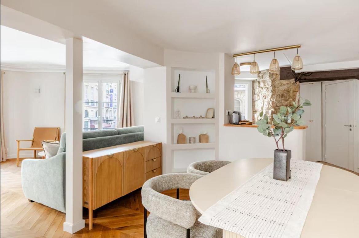 Luxury Living In 1er - Palais Royal, Victoires-louvre Apartment Paris